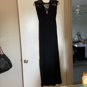 Black maxi with lace